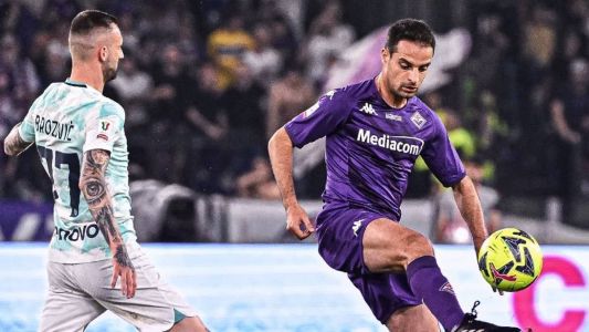 Fiorentina tenta sair do meio da tabela