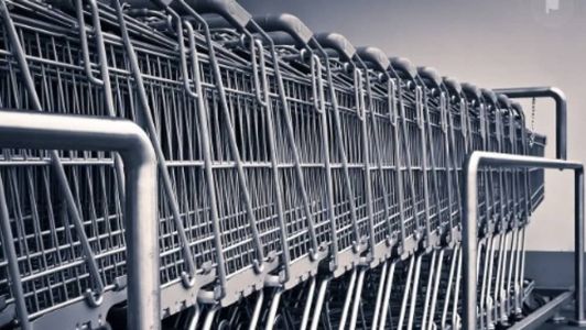 Fiscal de supermercado é esfaqueado em Belo Horizonte 