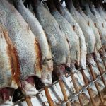 Preço do bacalhau sobe em BH, mas consumidores mantêm tradição na Semana Santa