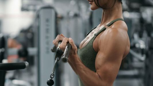 Fitness de verão treinos de 30 minutos para mulheres&nbsp;