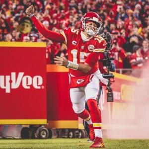 Mahomes pode alcançar feitos inéditos pelos Chiefs em jogo no Brasil
