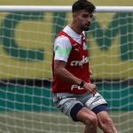 Flaco López entra no top-10 de goleadores argentinos do Palmeiras