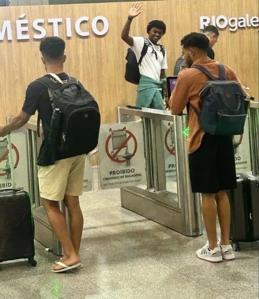 Entenda por qual motivo dirigente do Vasco viajou para a Turquia ao lado de GB