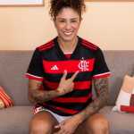 Cristiane, Pedro e Gabigol posam com o novo uniforme do Flamengo para 2024; veja