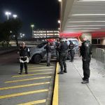 Flamengo dribla torcida e evita protestos em desembarque no Rio; veja como foi