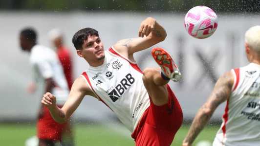 Flamengo e Santos se enfrentam no Mané Garrincha