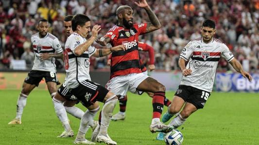 Flamengo empatou com São Paulo no último lance do jogo