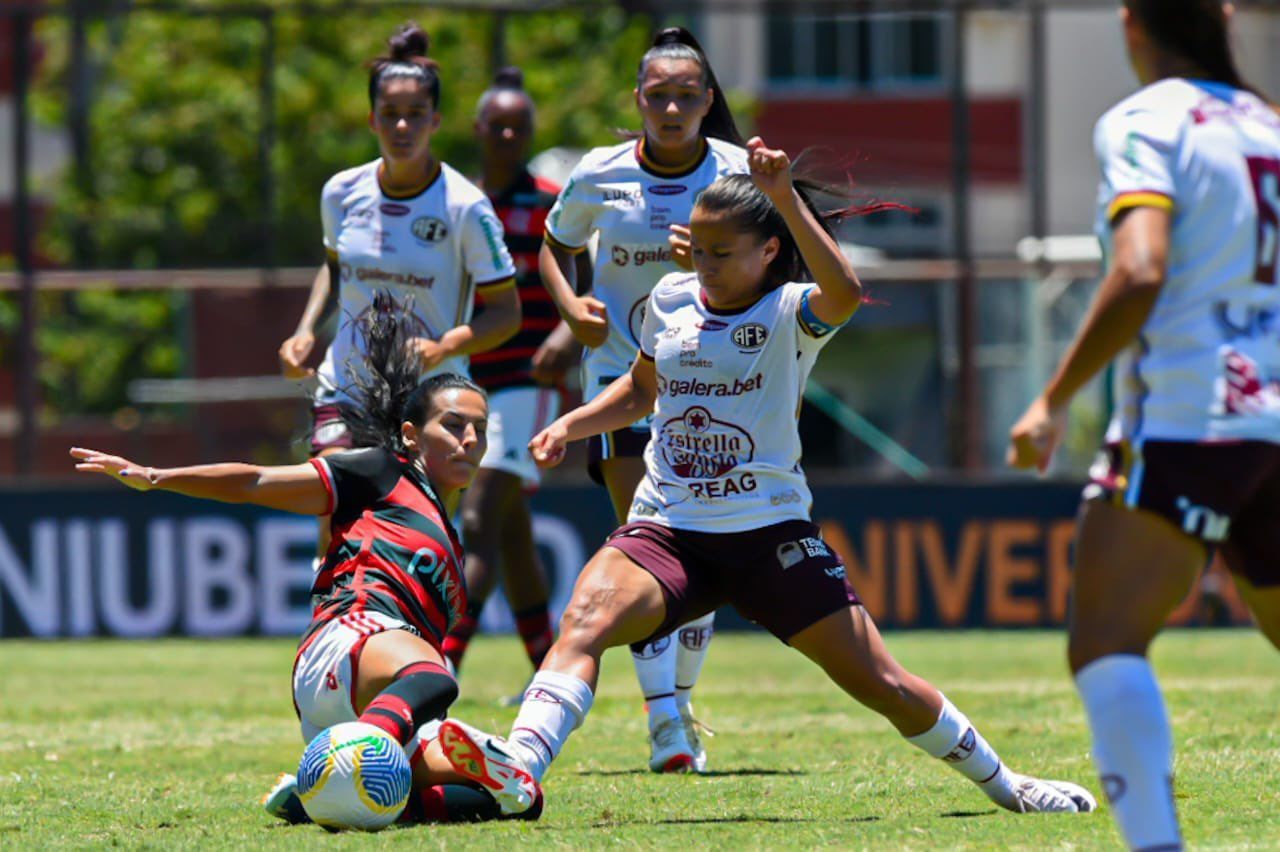 Ferroviária vence Flamengo nos pênaltis e vai às semis da Supercopa Feminina