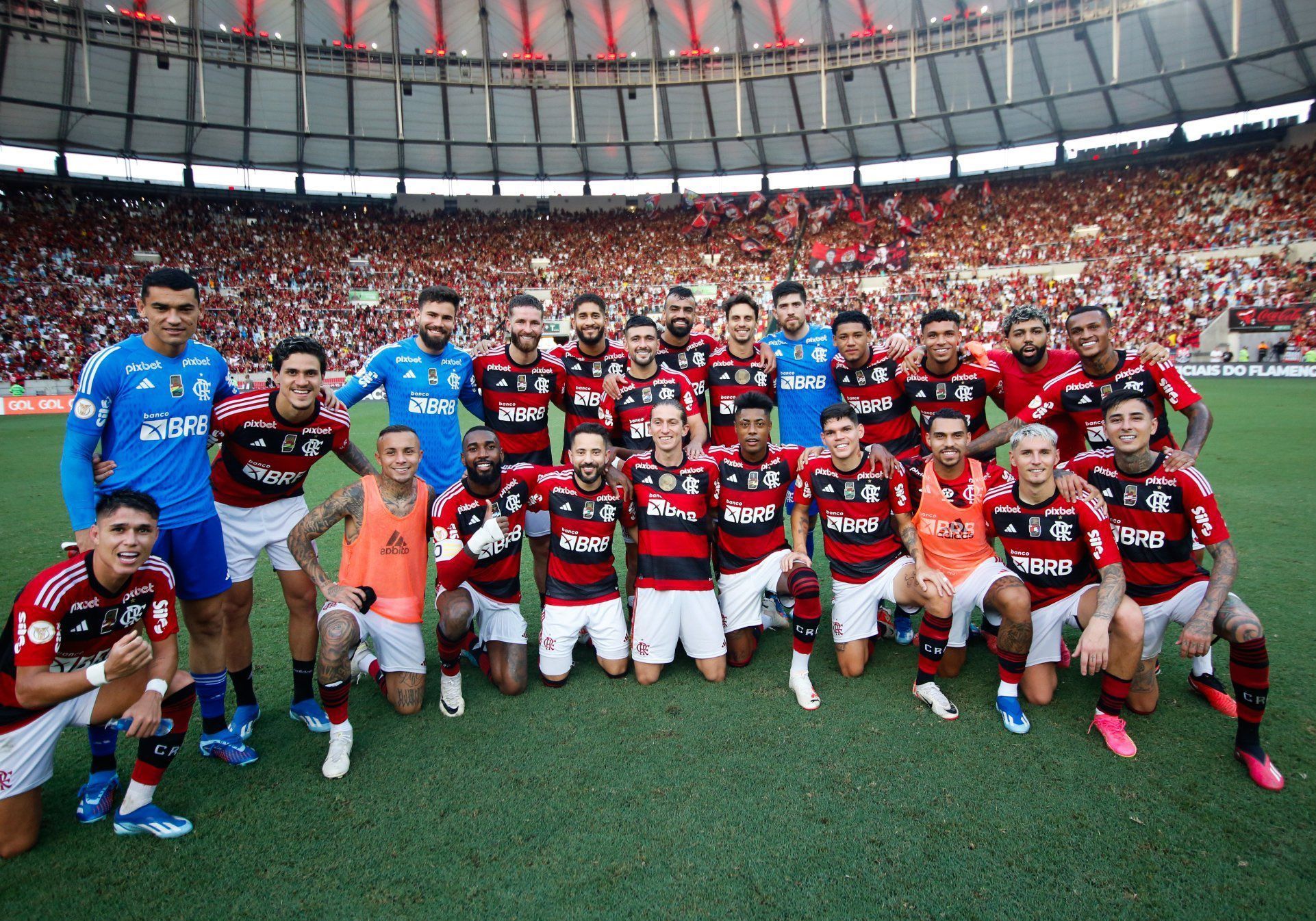 Flamengo supera 1 milhão de público e lidera média do Brasileiro; veja números