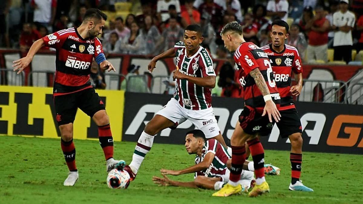 Flamengo é o clube com mais derrotas no ano nas Séries A e B; veja lista