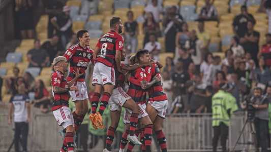 Flamengo massacrou o Vasco, no Maracanã
