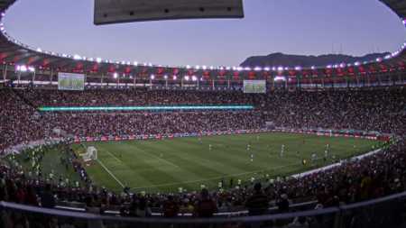 Flamengo prepara maior bandeirão já feito pelo clube na final da Copa do Brasil