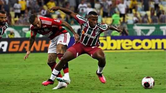 Flamengo venceu o Fluminense na ida por 2 a 0