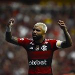 Tite é direto sobre como usar Gabigol e descarta escalá-lo de uma forma: 'Inviável'