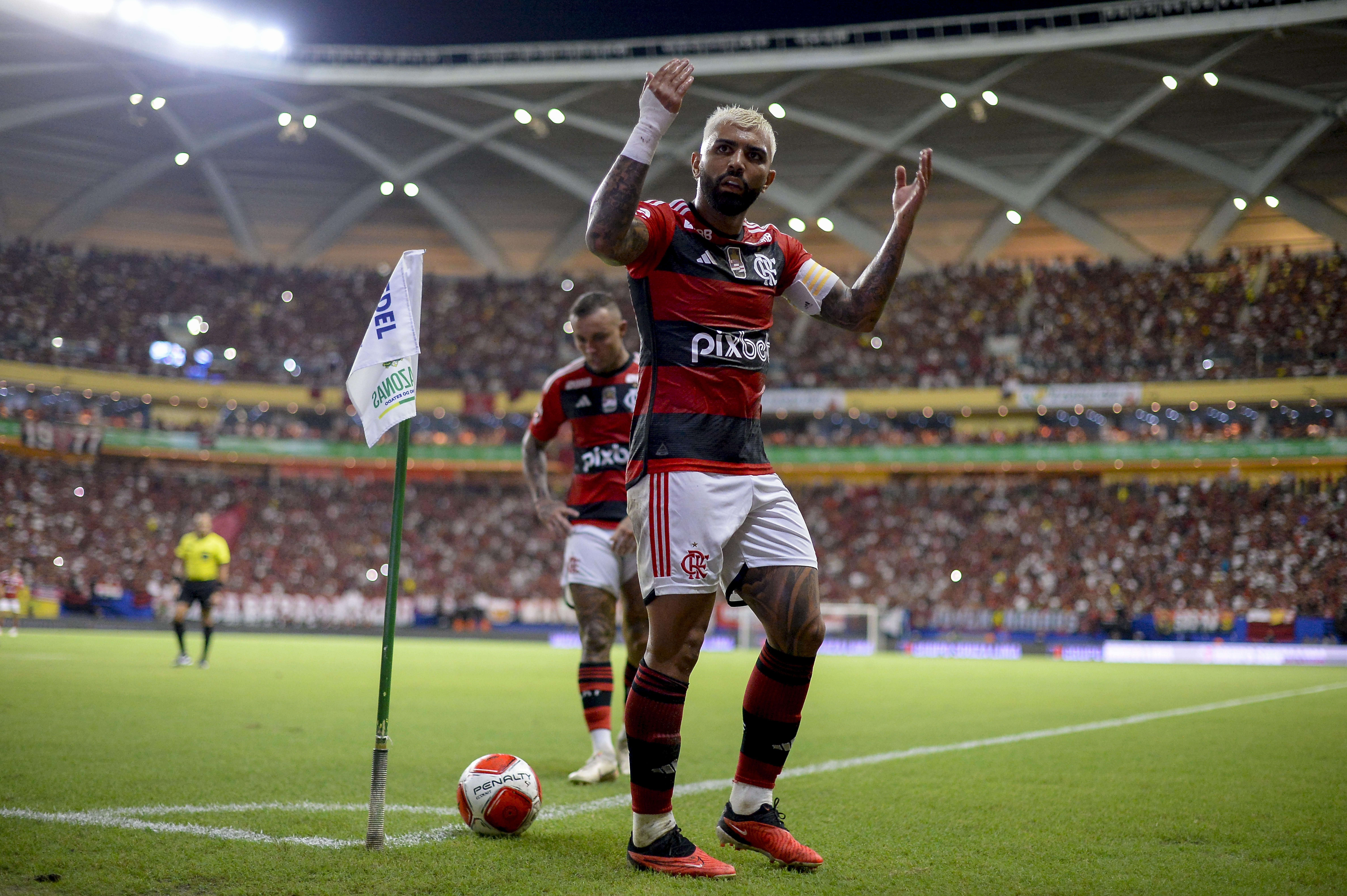 Presidente do Flamengo diz que não há acordo por renovação de Gabigol: 'Nem perto'