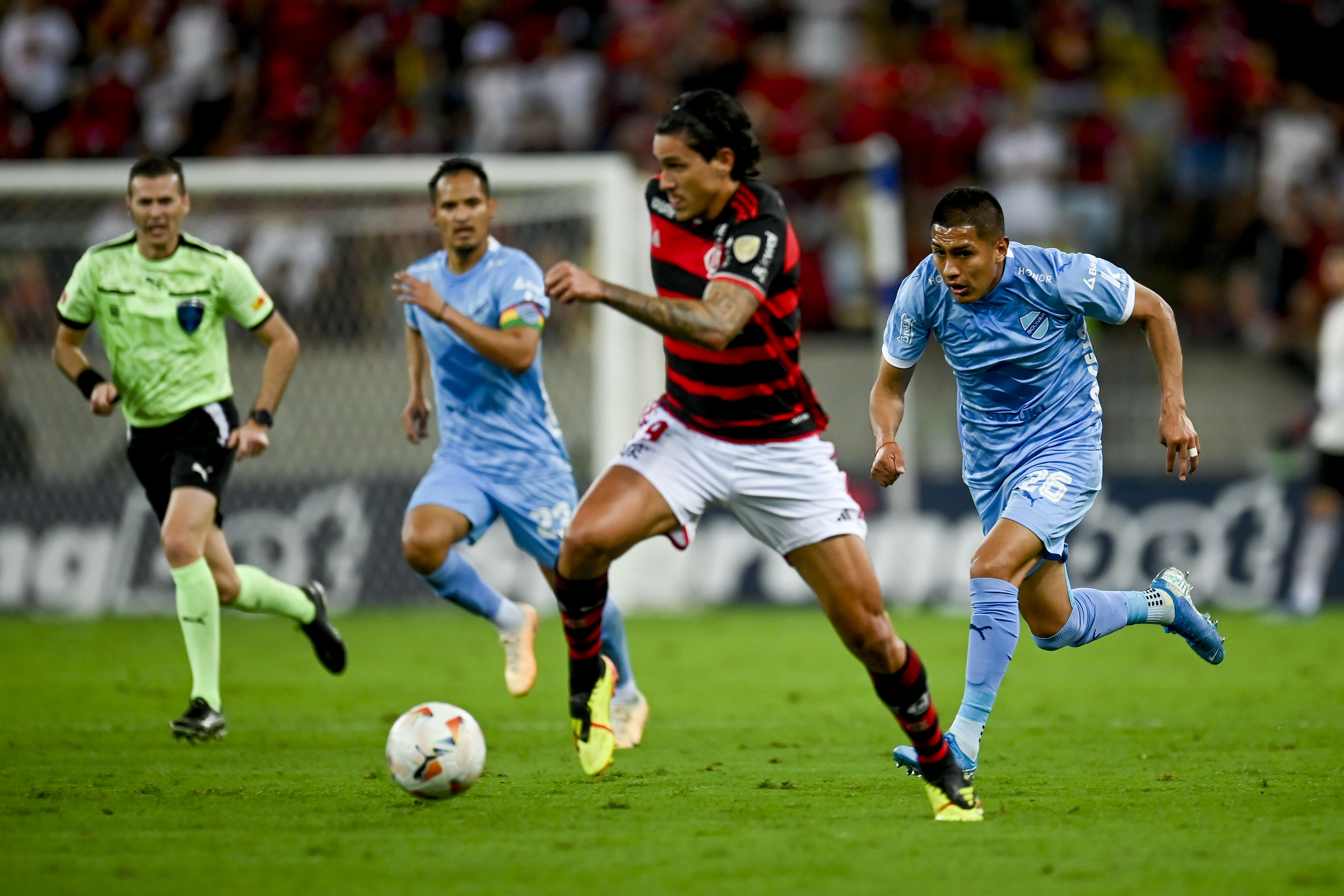 De olho em vantagem, Flamengo recebe o Bolívar pelas oitavas da Libertadores