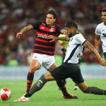 Vaias e aplausos reacendem discussão sobre Pedro e Gabigol no Flamengo