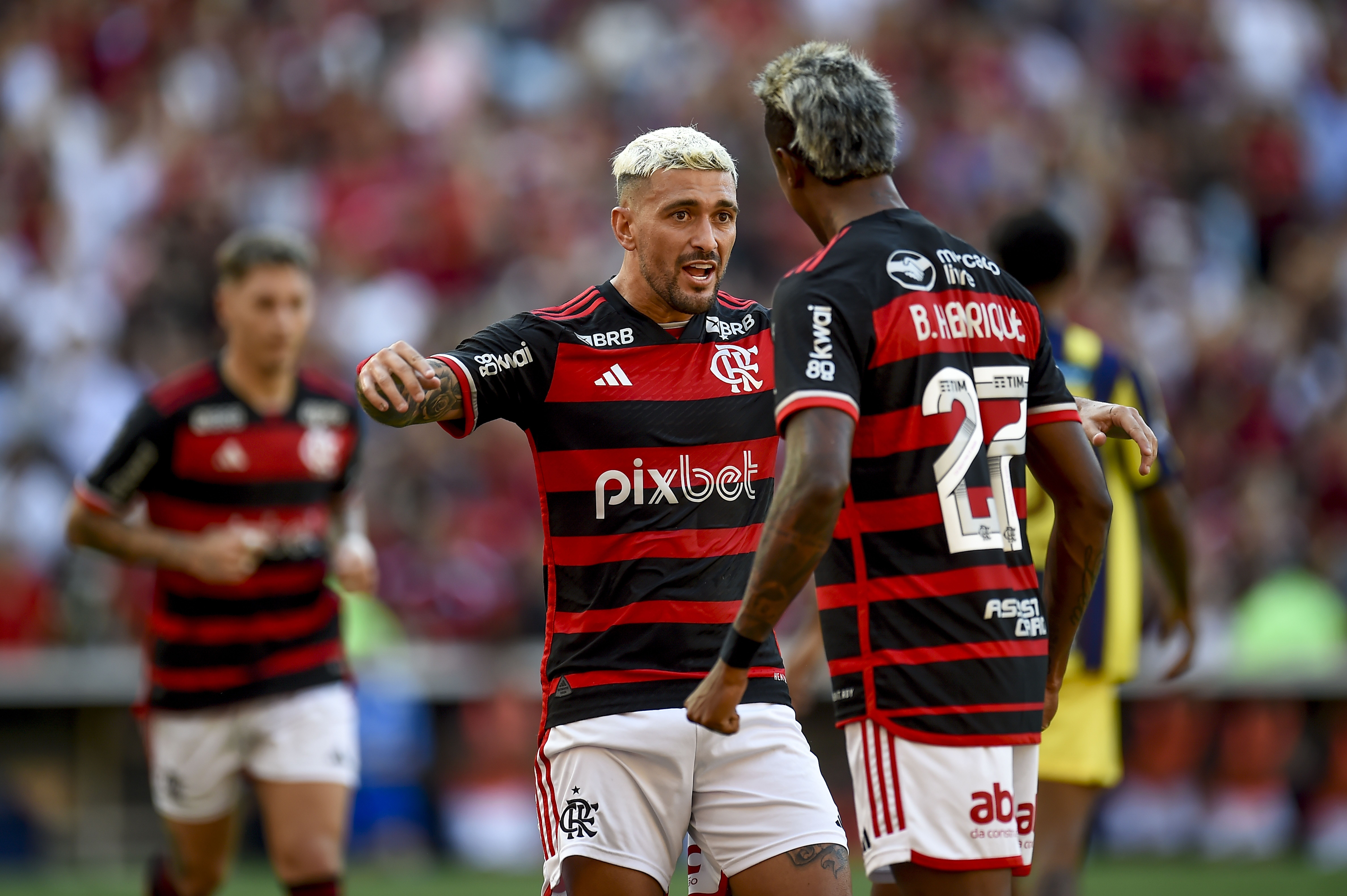 Bruno Henrique encara fase como reserva do Flamengo: A temporada é longa'