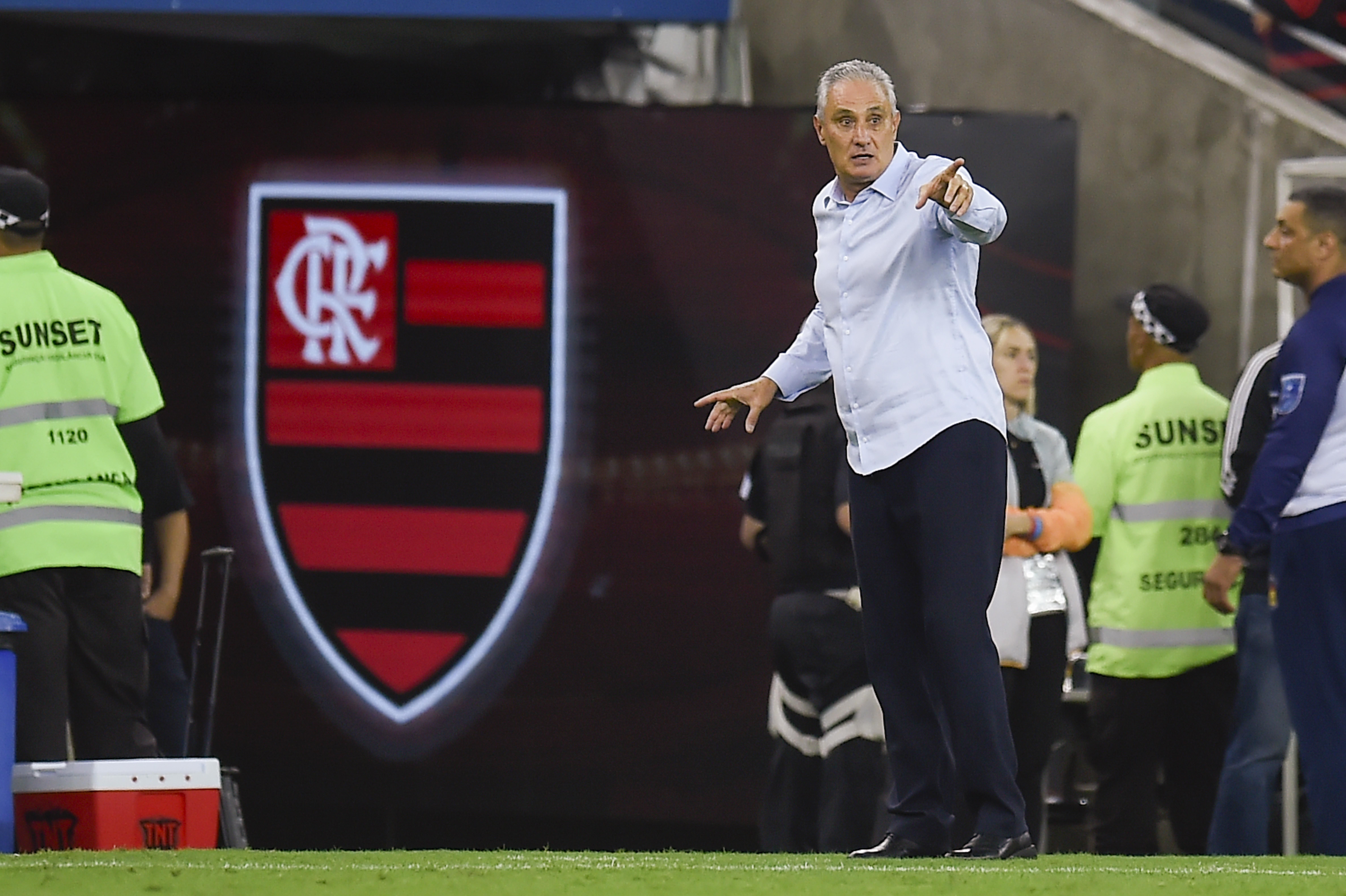 Flamengo sofre com escolhas de Tite e não atinge meta na Libertadores
