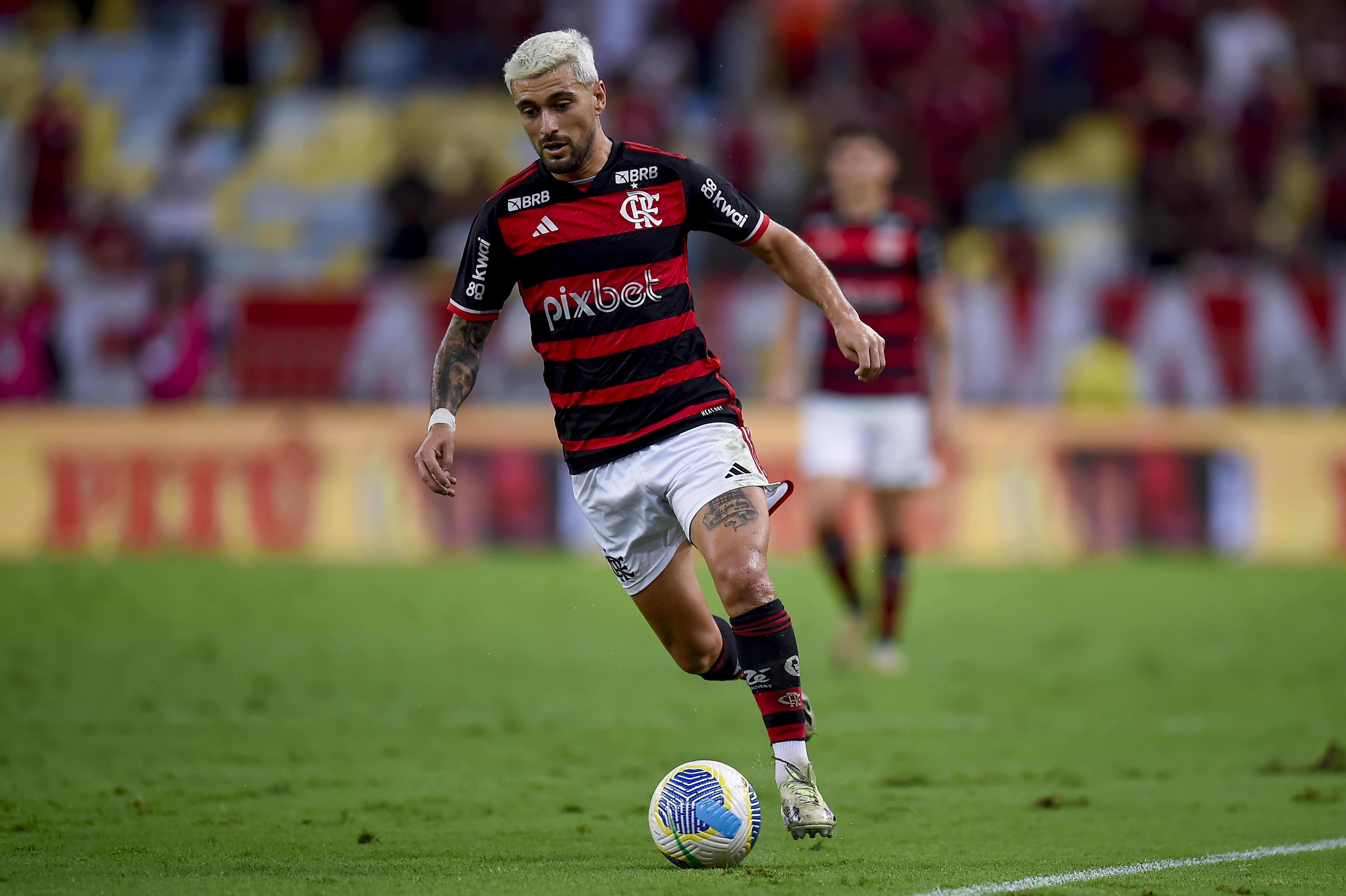 Arrascaeta, do Flamengo, projeta jogo contra o São Paulo pelo Brasileirão