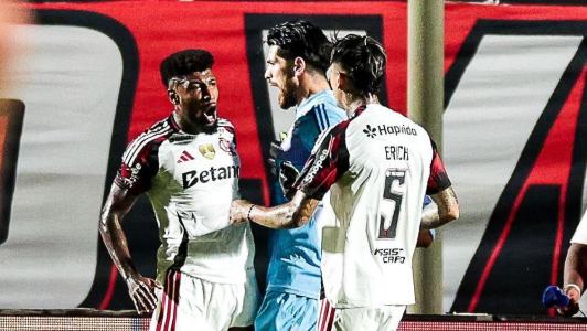 Em 82 jogos disputados, o Cruzeiro venceu 33, perdeu 26 e outros 23 terminaram em igualdade.