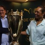 Palmeiras convida filha de Pelé para expor taça alusiva ao Rei na sala de troféus