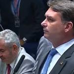 Flávio Bolsonaro diz que reunião de Marcos do Val com ex-presidente 'não configura crime'