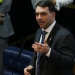Após rejeição de Messias, Flávio Bolsonaro pede que parlamentares 'não baixem a guarda'