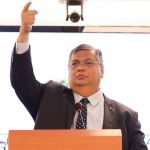 'Acabou o liberou geral de armas de fogo', diz Flávio Dino sobre decreto de Lula e decisão do STF