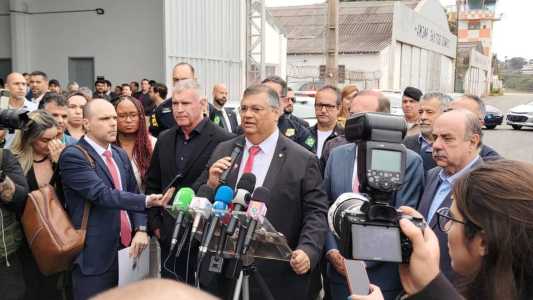 Flávio Dino defende lisura das investigações da PF referentes a Bolsonaro