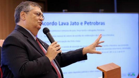 Flávio Dino disse ter cumprido determinação do CNJ ao encaminhar pedido de investigação à PF