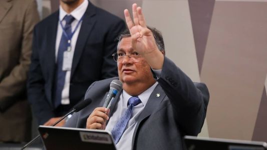 Flávio Dino disse ter determinado à PF abertura de inquérito sobre manipulação de jogos
