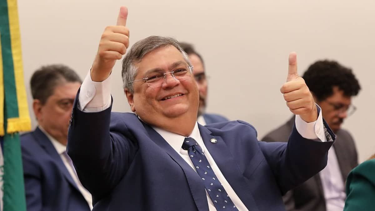 Partido Novo acusa Dino de abuso de autoridade e vai à PGR sobre ação contra Google