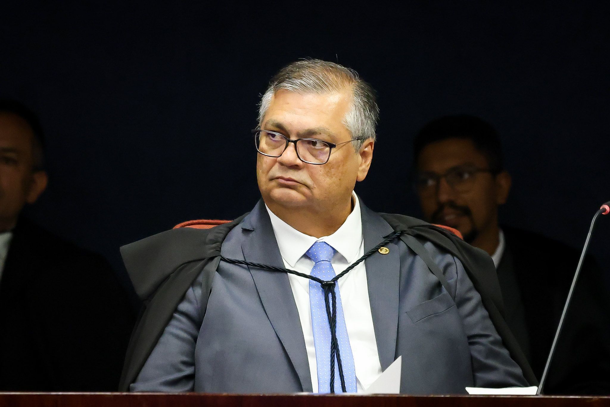 Flávio Dino proíbe aposentadoria compulsória como maior punição a magistrados
