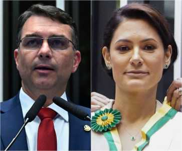 O senador Flávio Bolsonaro (esq.) e a ex-primeira-dama Michelle Bolsonaro (dir.)