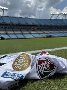 O Atlético apresentou as garantias bancárias exigidas por Fred para que ele assinasse contrato com o clube.