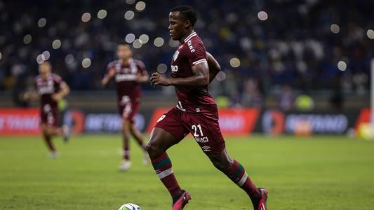 Fluminense bateu o Cruzeiro com a camisa grená