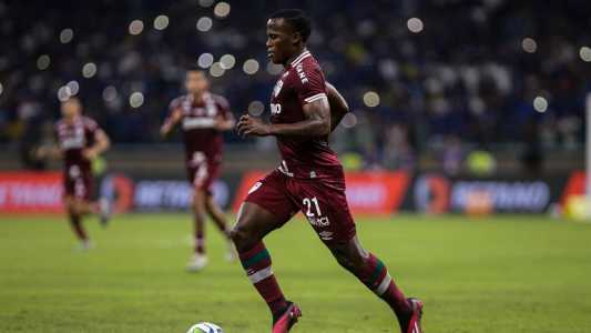 Fluminense bateu o Cruzeiro com a camisa grená