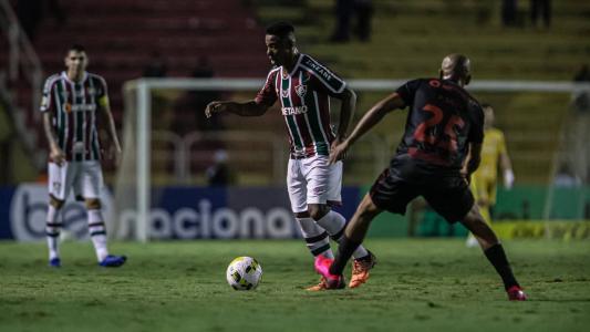 Fluminense e Athletico se enfrentaram em Volta Redonda em 2022