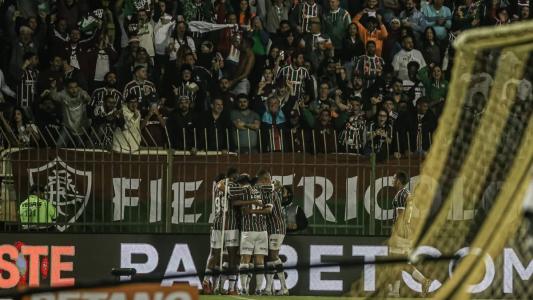 Fluminense e Bahia se encaram no Maracanã