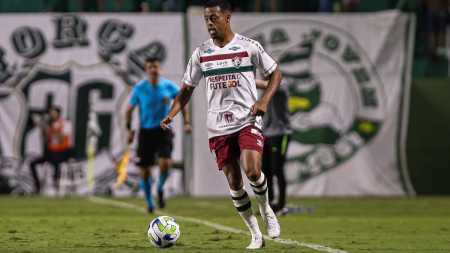 Fluminense empatou com o Goiás na Serrinha