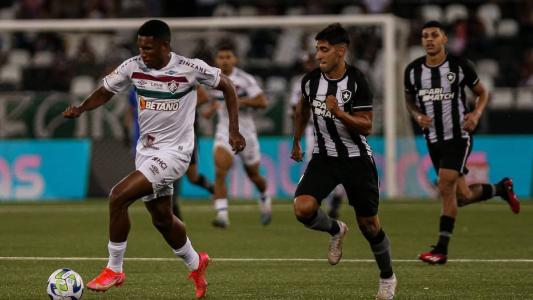 Fluminense foi derrotado pelo Botafogo