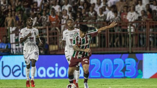 Fluminense foi derrotado pelo Volta Redonda no último jogo no Raulino de Oliveira
