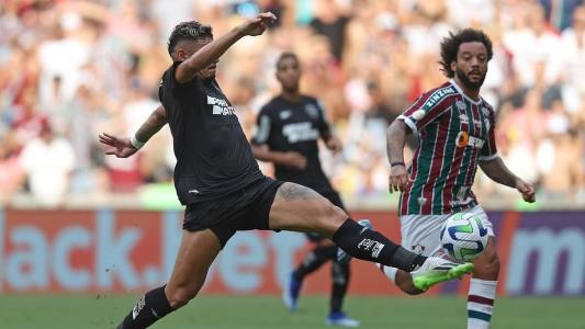 Fluminense jogou mal e foi derrotado pelo Botafogo, novamente, no Brasileiro