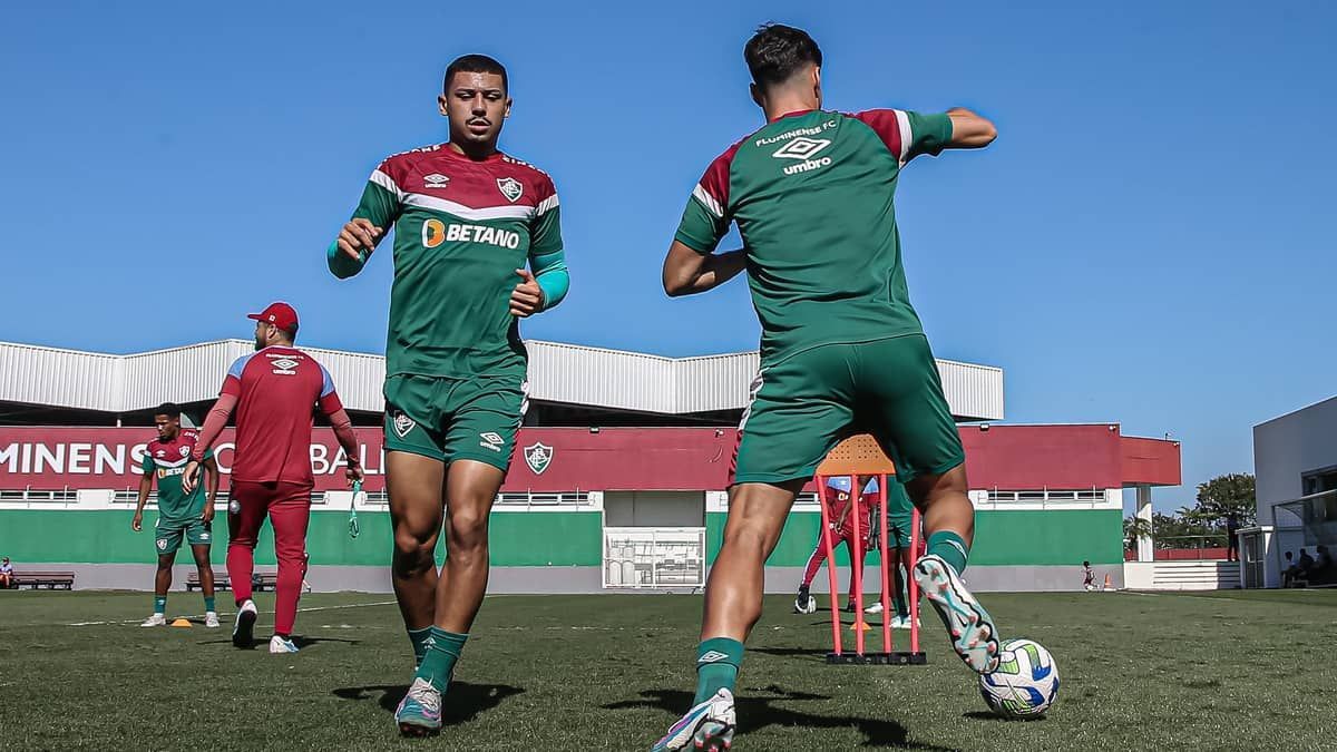Presidente do Fluminense diz que CT impressionou até mesmo Marcelo