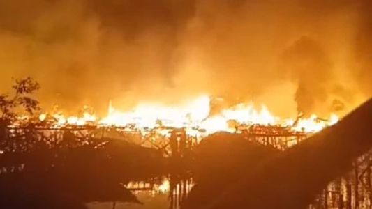 Fogo destruiu moradias em comunidade de Santos