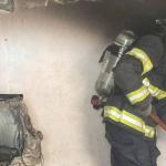 Criança acende isqueiro embaixo da cama e casa pega fogo no interior de Minas