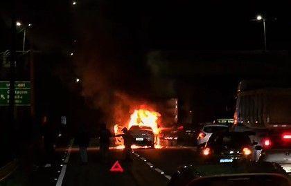 Um grupo de palestinos ateou fogo ao Túmulo de José, na cidade de Nablus, no Norte do território palestino ocupado da Cisjordânia, informou nesta sexta-feira o Exército israelense.