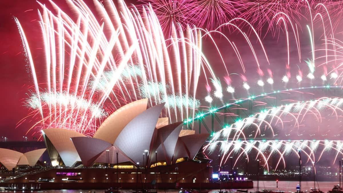 Ano-Novo: já é 2023 na Austrália, no Japão e na China; veja imagens do Réveillon