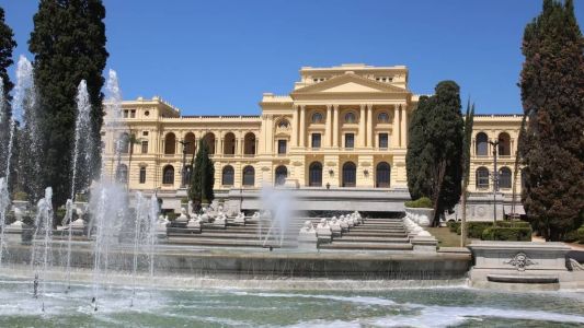 Fonte do Francês ficou aberta para banhos.